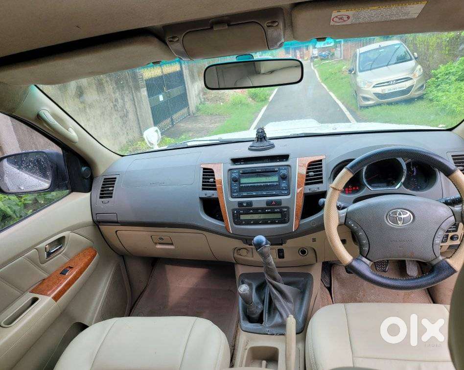 Toyota Fortuner 4x4 Mt, 2012, Diesel