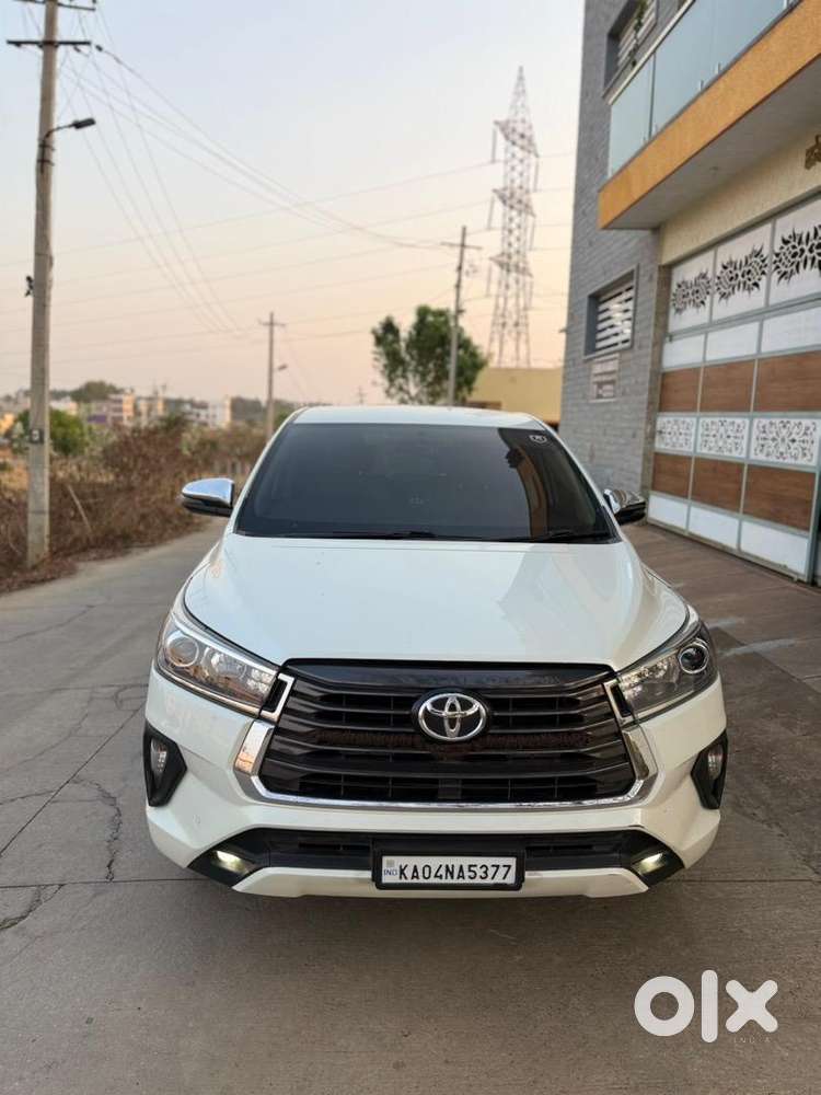 Toyota Innova Crysta 2022 Diesel Well Maintained