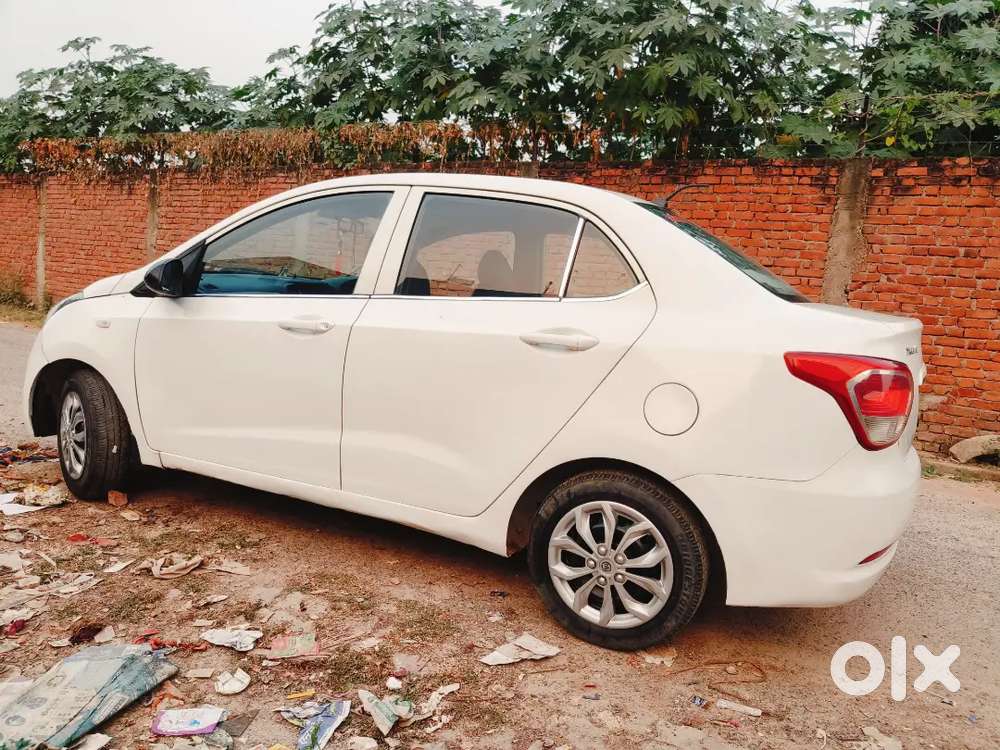 Hyundai Xcent 2016 Cng Third Owner