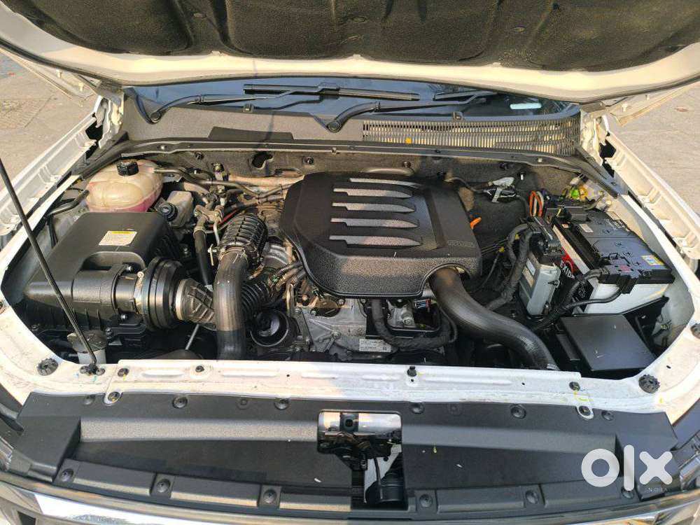 Mahindra Scorpio N Z8 Petrol At 7 Str, 2024, Petrol