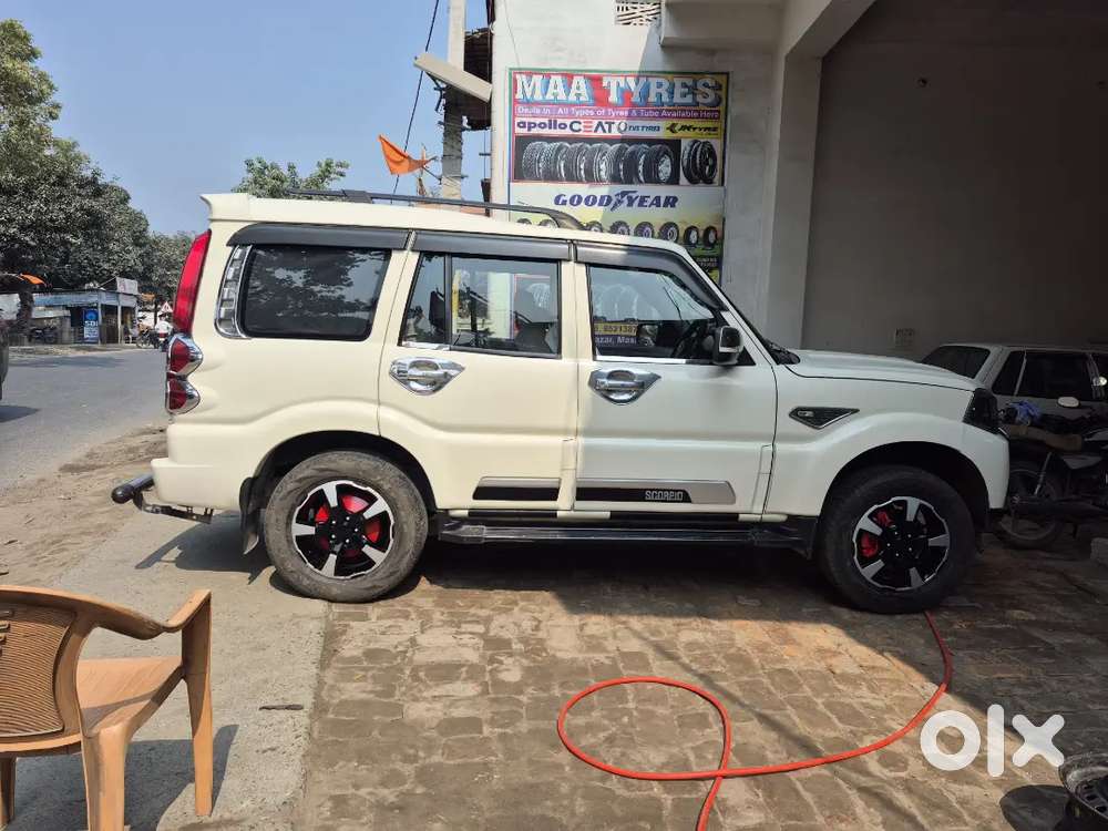 Mahindra Scorpio 2018 Diesel Well Maintained