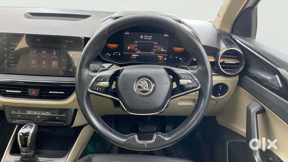Skoda Slavia 1.0 Tsi Style At, 2022, Petrol