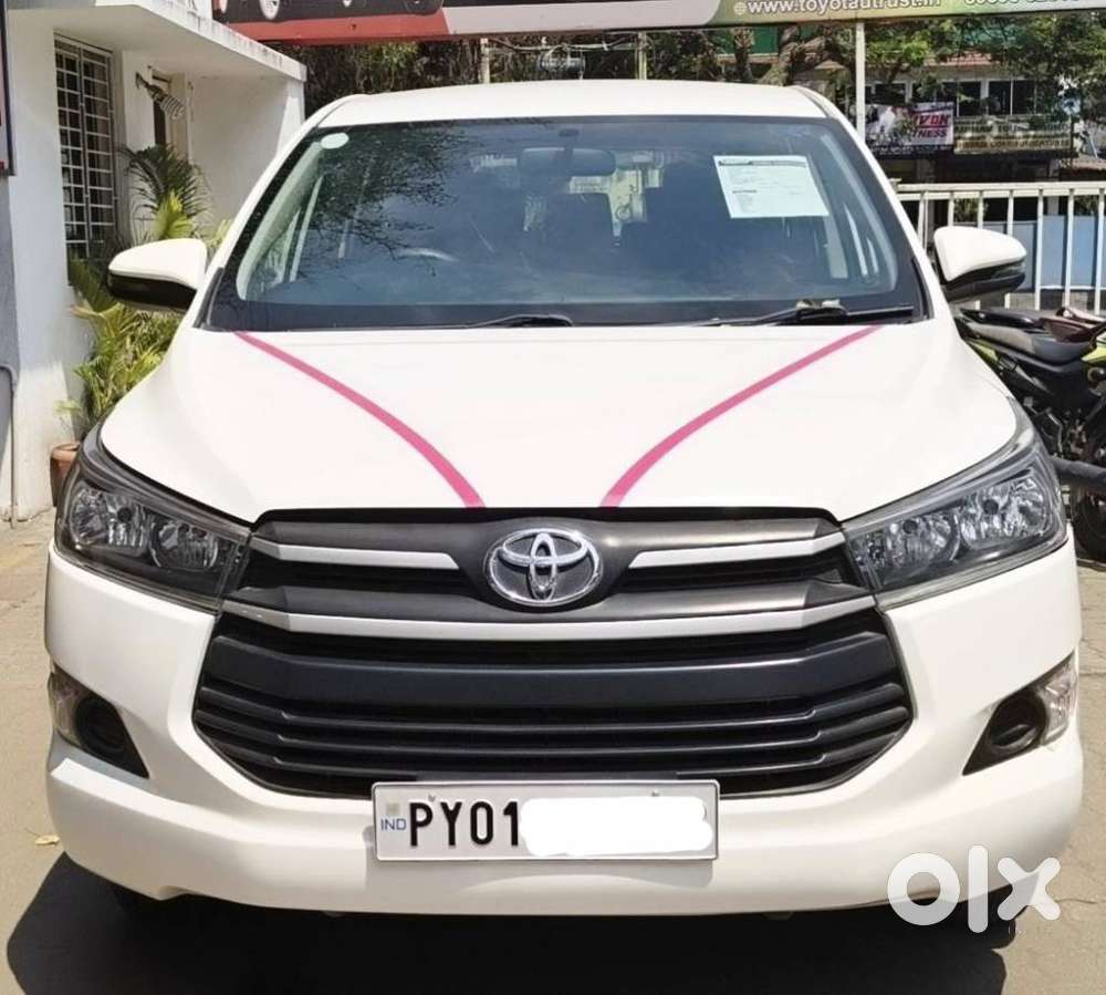 Toyota Innova Crysta 2.4 G Mt 7 Str, 2022, Diesel