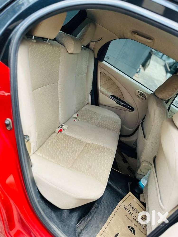 Toyota Etios Liva Vxd Dual Tone, 2018, Diesel