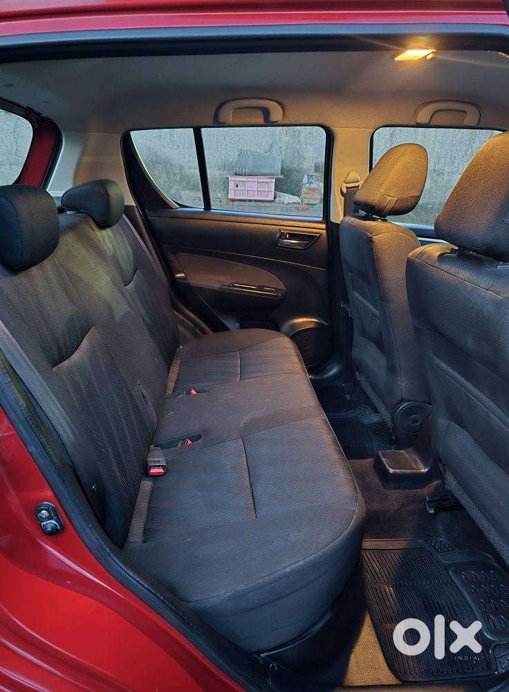 Maruti Suzuki Swift Vxi Bsiv, 2011, Petrol