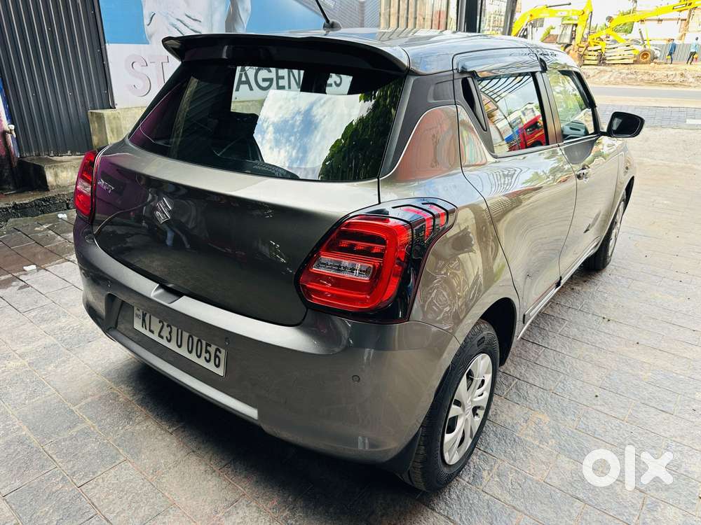 Maruti Suzuki Swift Vxi + Manual, 2021, Petrol