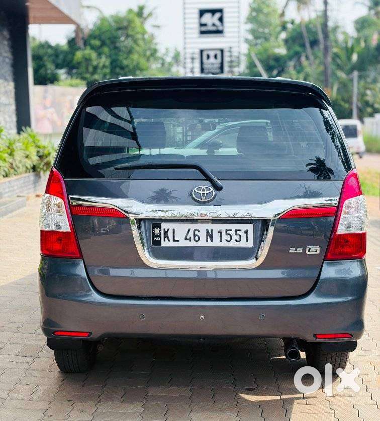 Toyota Innova 2.5 G (diesel) 8 Seater, 2016, Diesel