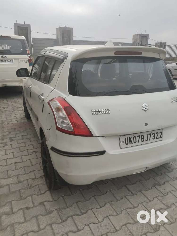 Maruti Suzuki Swift 2015 Diesel 97000 Km Driven