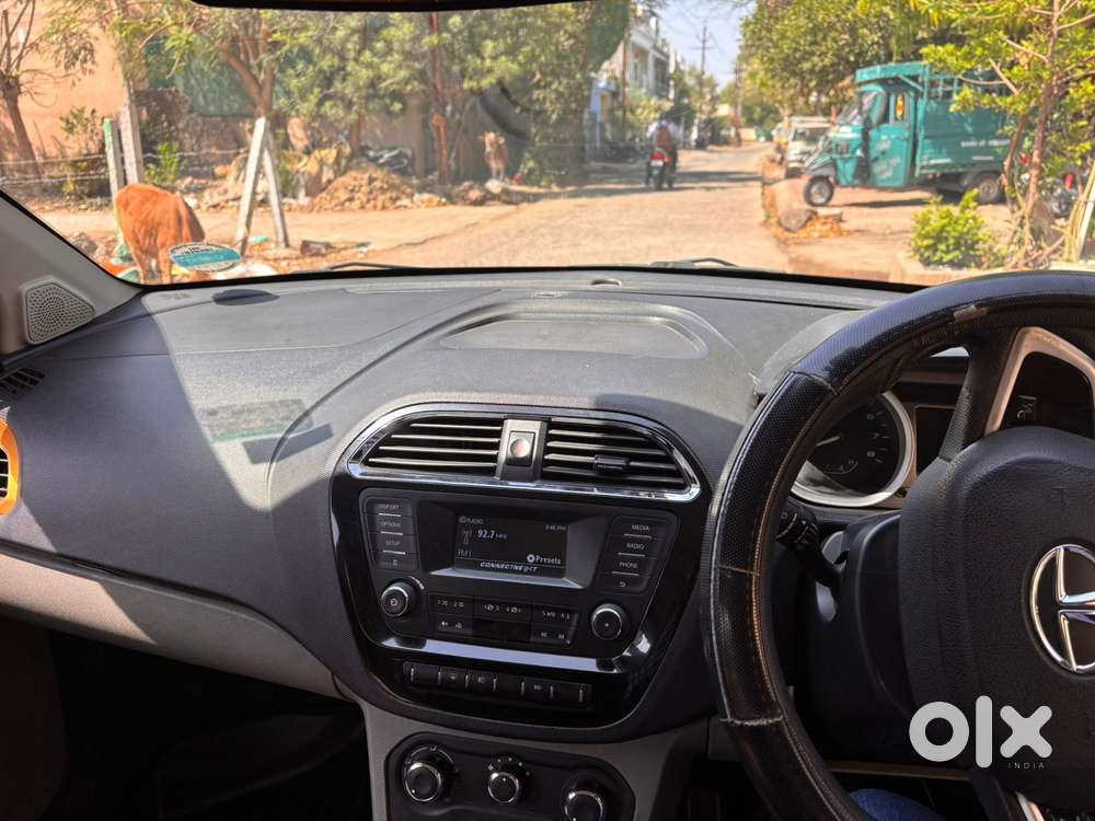 Tata Tiago 1.2 Revotron Xz Wo Alloy, 2016, Cng & Hybrids