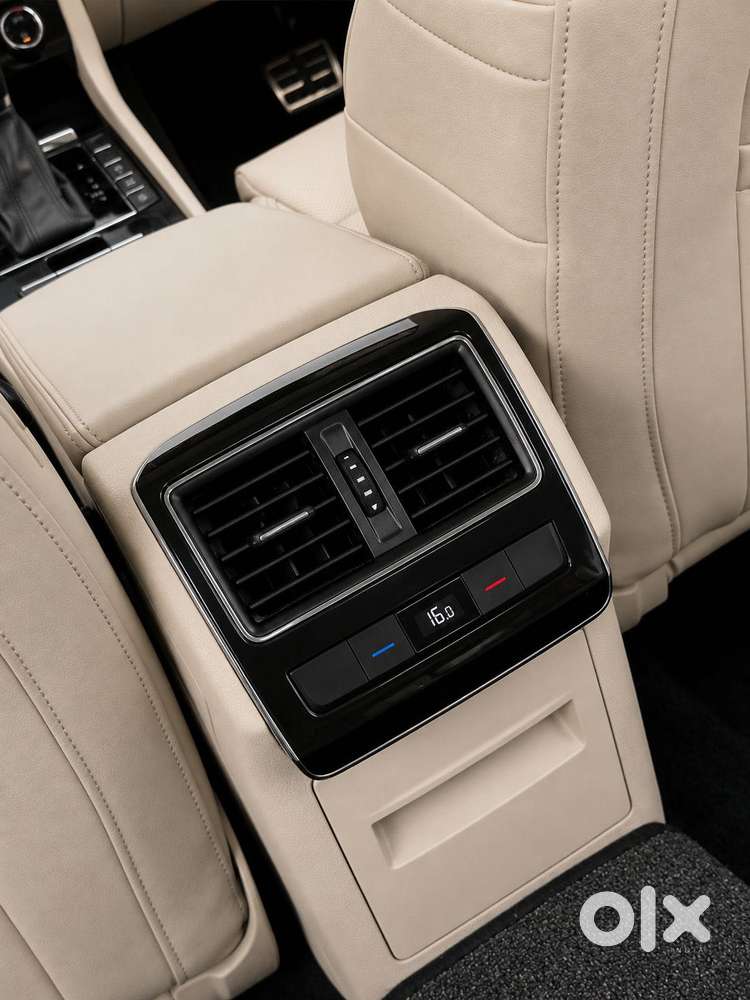 Skoda Superb 2.0 Tsi At L&k, 2022, Petrol