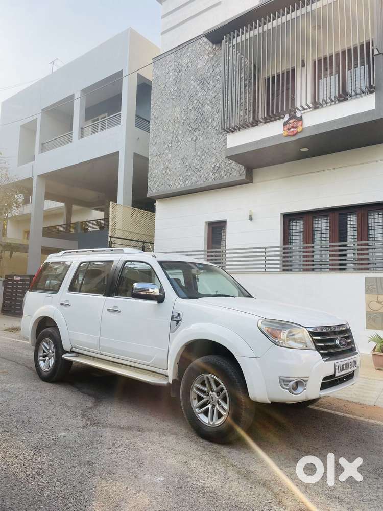 Ford Endeavour 2.2 Titanium At 4x2, 2011, Diesel