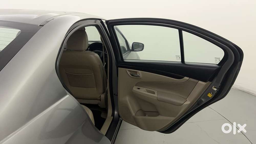 Maruti Suzuki Ciaz 2014-2017 At Zxi, 2016, Petrol