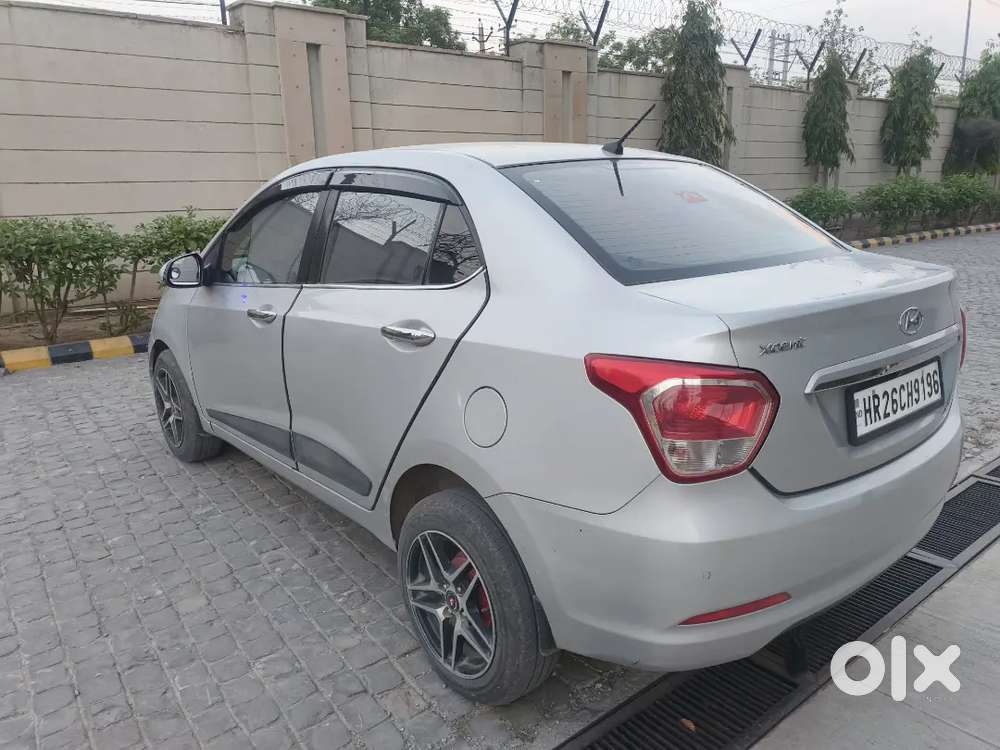 Hyundai Xcent 2014 Cng & Hybrids 75000 Km Driven In Excellent