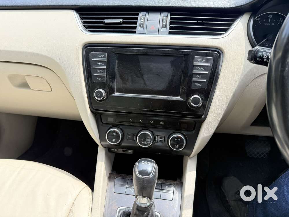 Skoda Octavia 2013-2017 Style Plus 1.8 Tsi At, 2016, Petrol