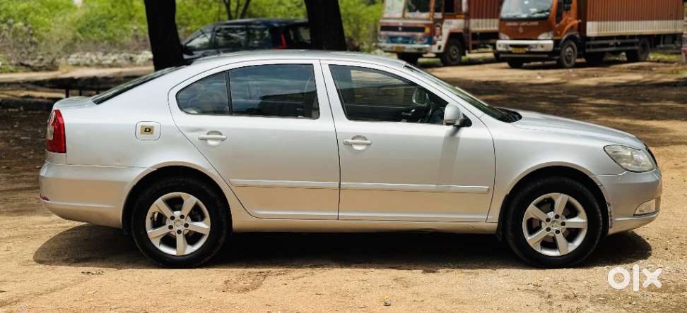 Skoda Laura 2.0 Elegance Tdi Cr, 2012, Diesel