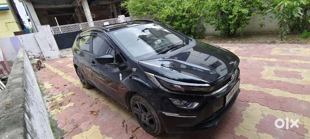 Tata Altroz Xt Dark 2023 Edition Petrol
