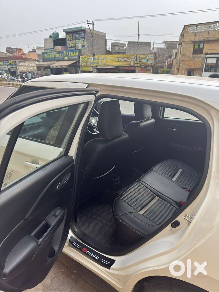 Maruti Suzuki Swift Vxi 2025