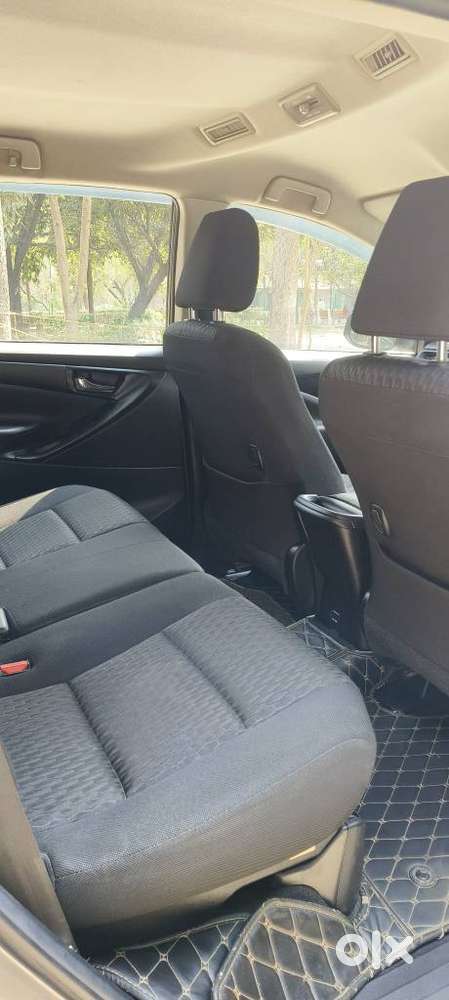 Toyota Innova Crysta