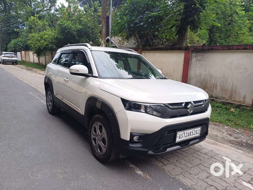 Maruti Suzuki Brezza 1.5 Lxi Smart Hybrid, 2024, Petrol