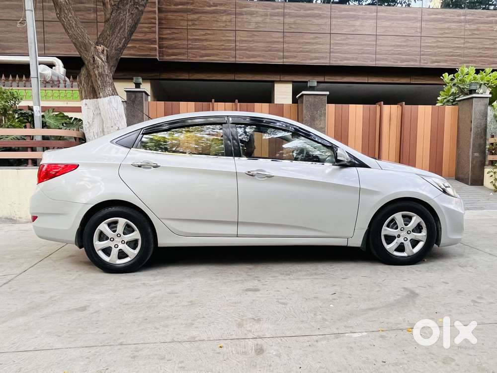 Hyundai Verna, 2012, Petrol