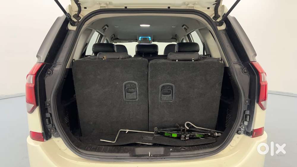 Mahindra Xuv500 W7, 2020, Diesel
