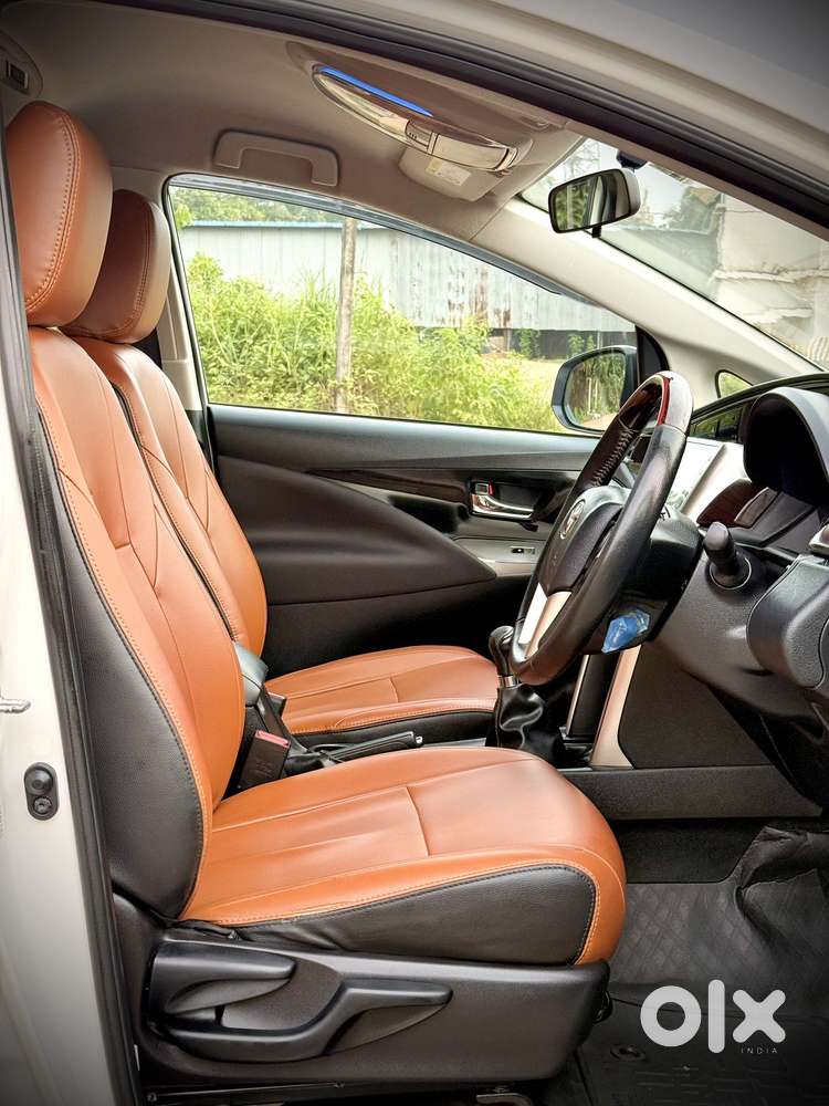 Toyota Innova Crysta 2.4 V, 2023, Diesel