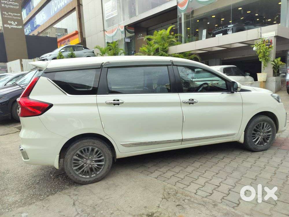 Maruti Suzuki Ertiga 1.5 Zxi Plus Shvs, 2021, Petrol