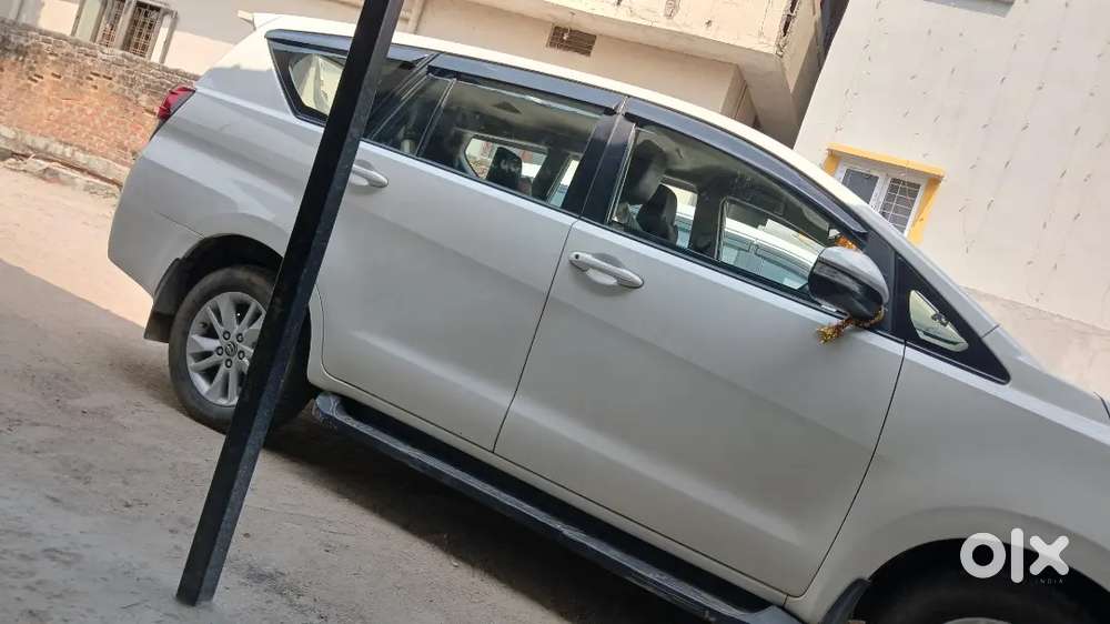 Toyota Innova Crysta 2016 Diesel 126533 Km Driven