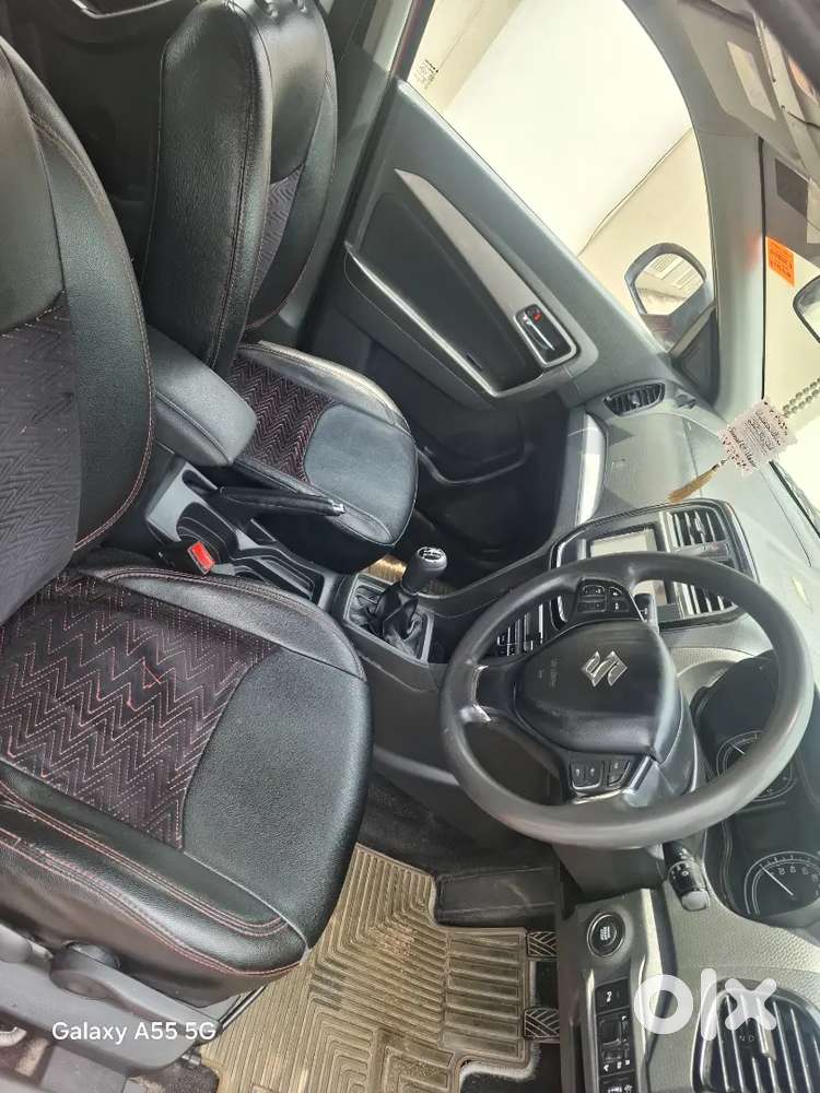 2017 Maruti Suzuki Brezza Zdi+ Dual Tone
