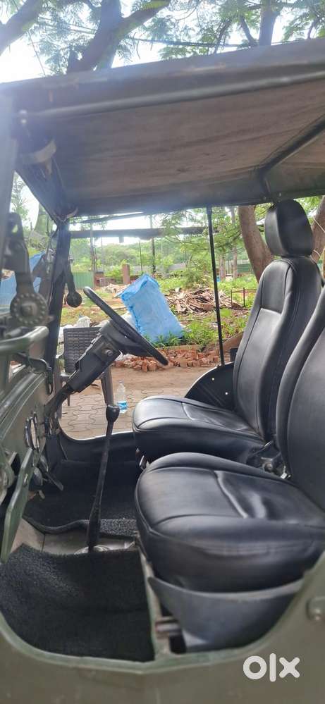 Mahindra Willys Low Bonet, 1967, Petrol