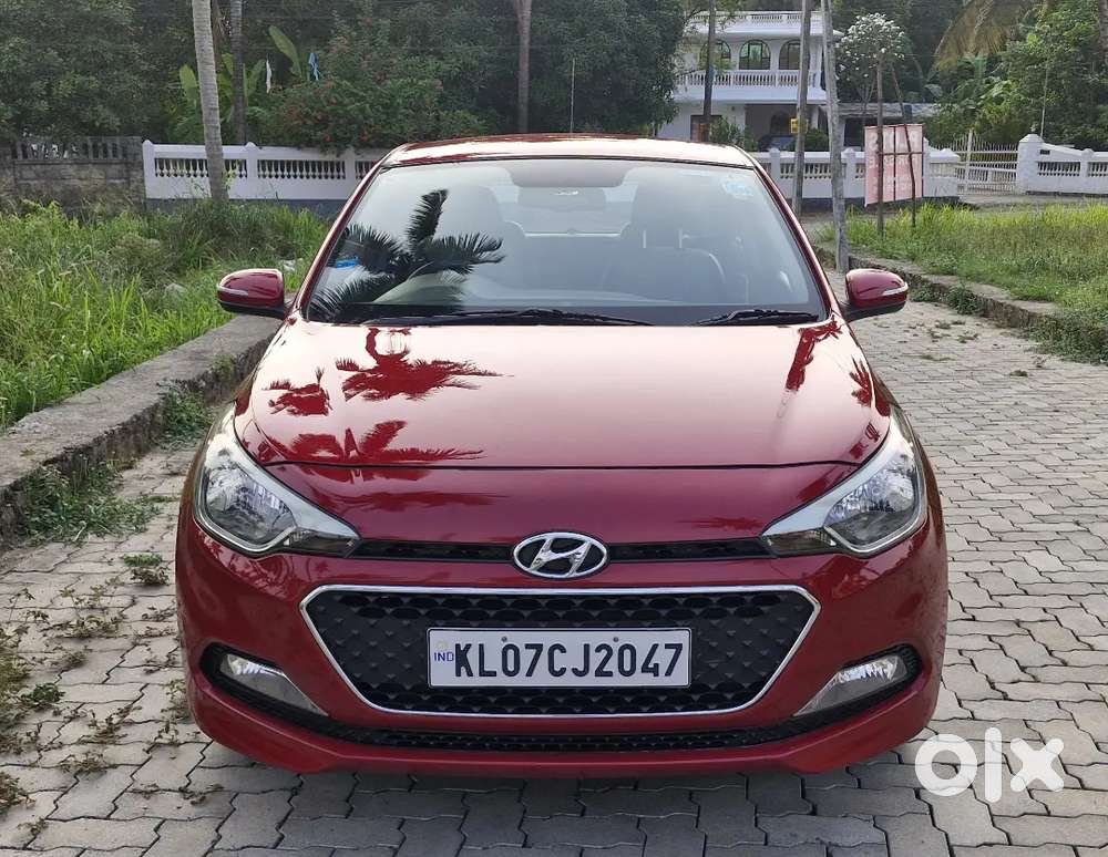 Hyundai I20 2017 Reg.petrol 74000 Km Driven