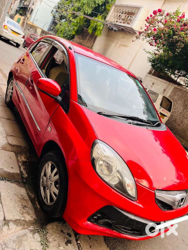 Honda Brio 2011-2013 V Mt, 2012, Petrol