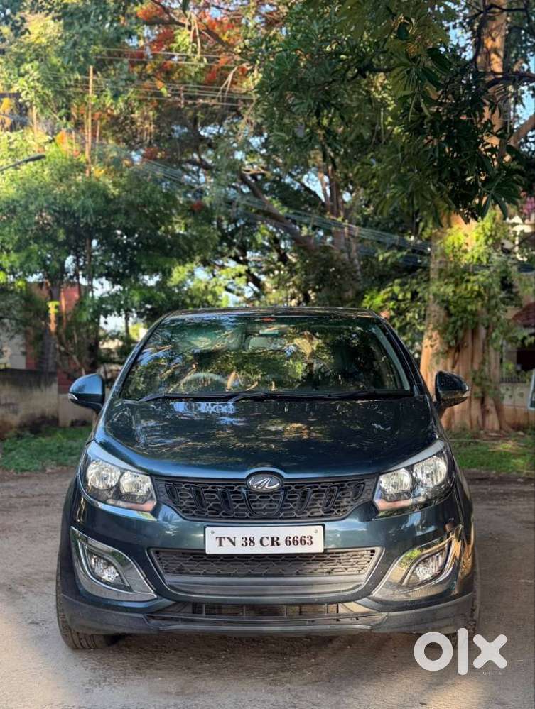 Mahindra Marazzo M4, 2019, Diesel