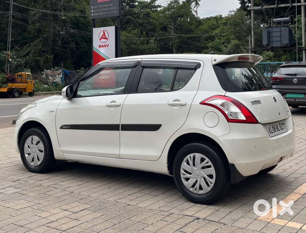 Maruti Suzuki Swift 2018 Vxi, 2017, Petrol
