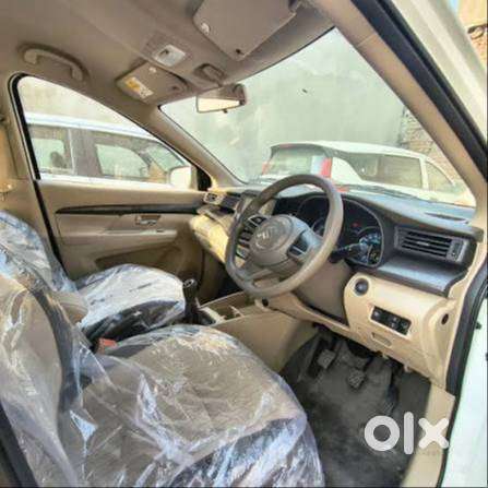 Brand New Vehicle Brand--suzuki /model Ertiga Vxi Cng 2026 /driven-800