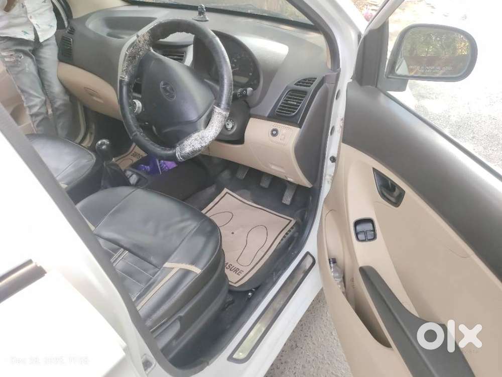 Hyundai Eon Petrol + Cng Well Maintained