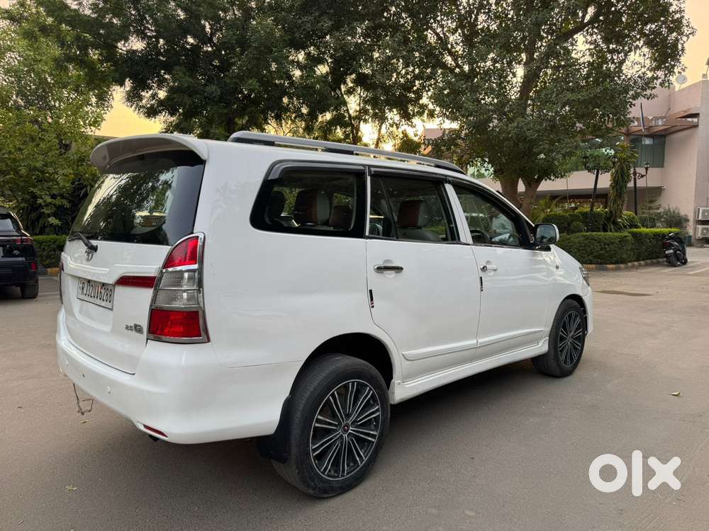 Toyota Innova 2.5 G (diesel) 7 Seater, 2015, Diesel