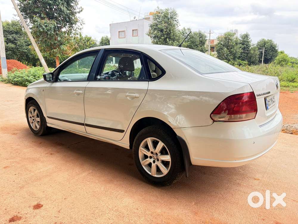 Volkswagen Vento [ ] 1.5 Tdi Comfortline At, 2011, Diesel