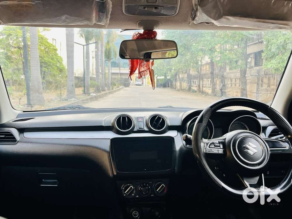 Maruti Suzuki Swift Vxi + Manual, 2021, Petrol