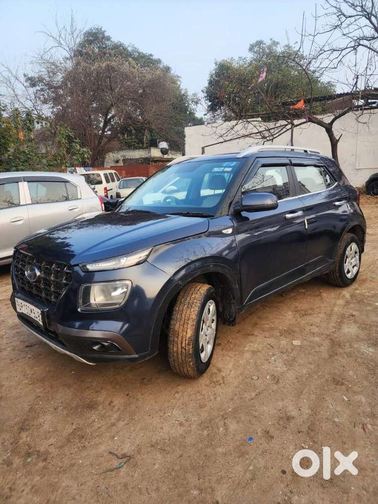 Hyundai Venue 1.2 S Plus, 2021, Petrol