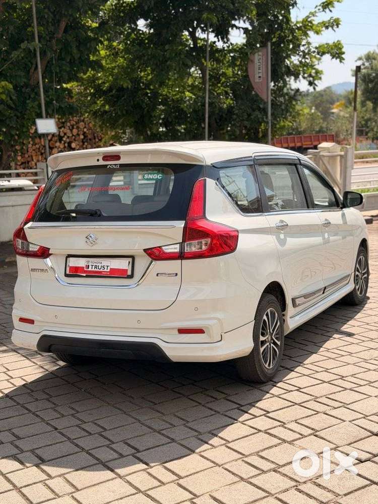 Maruti Suzuki Ertiga 1.5 Zxi Plus Shvs, 2022, Petrol