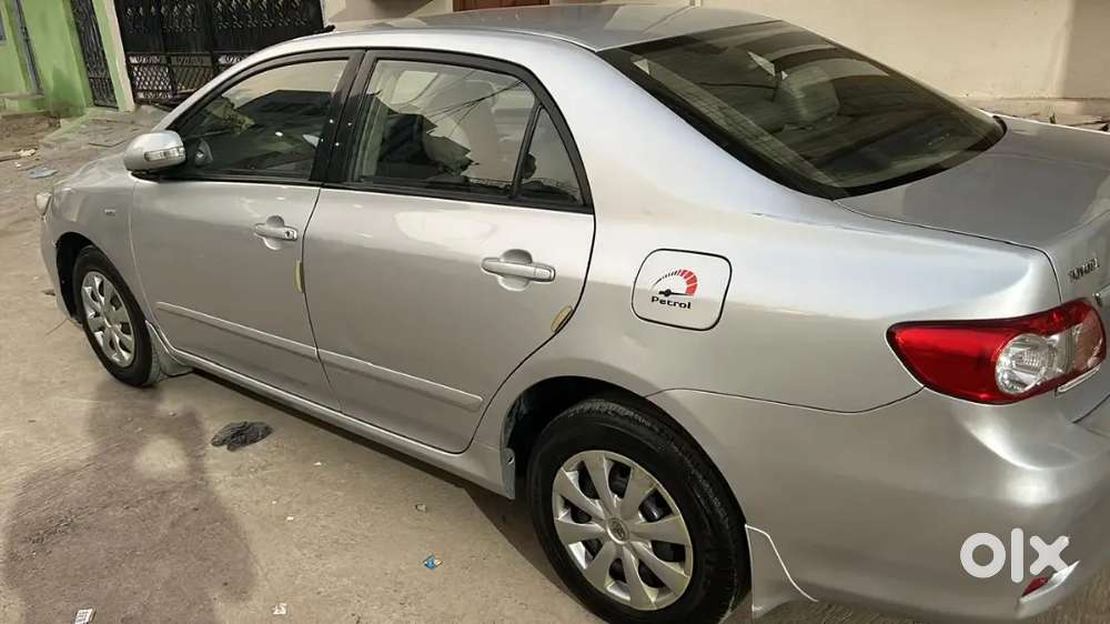 Toyota Corolla Altis 2013