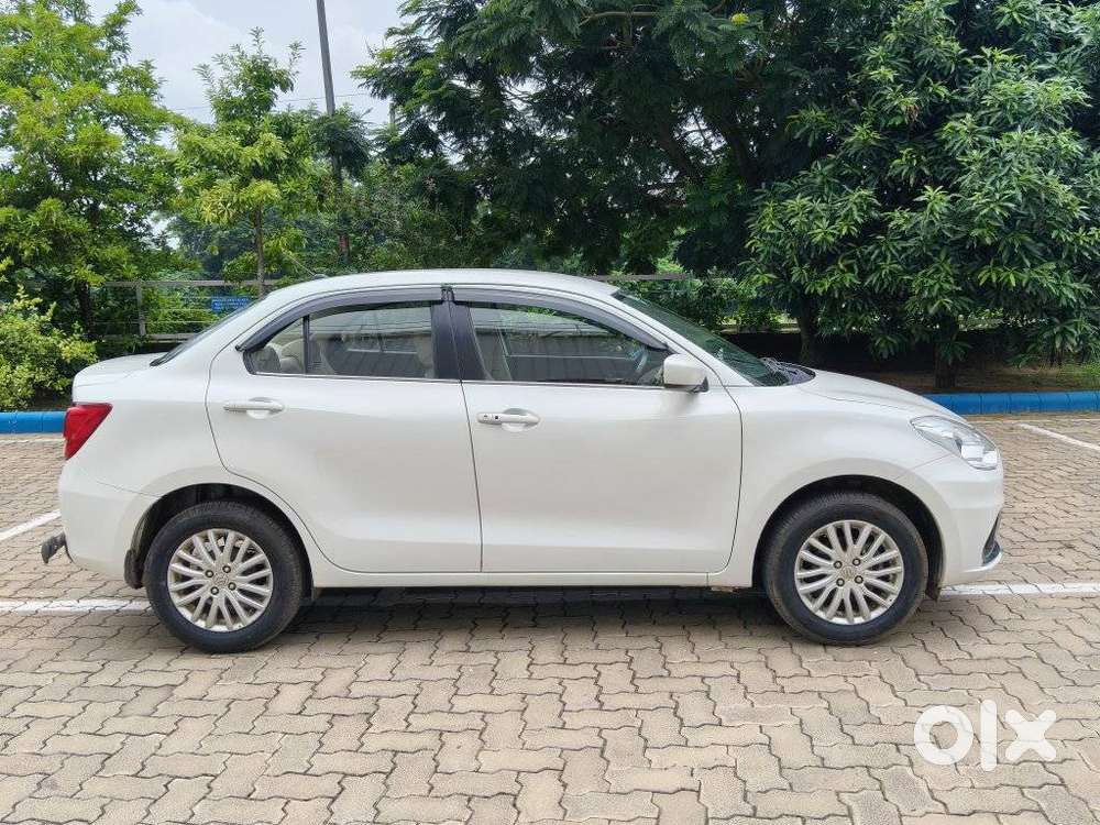 Maruti Suzuki Dzire 1.2 Zxi, 2023, Petrol