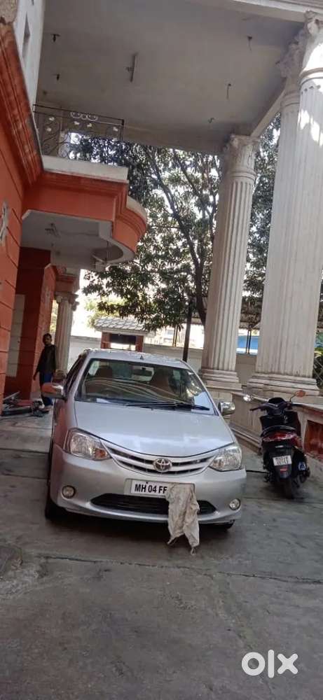 Toyota Etios Liva 2012 Petrol 80000 Km Driven