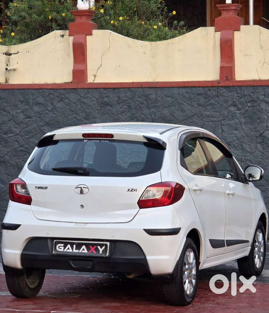 Tata Tiago 1.2 Revotron Xza, 2018, Petrol