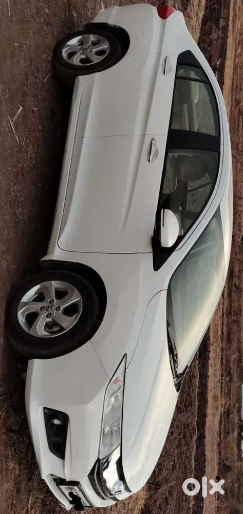 Showroom Condition 
Sunroof, Push Button Start
All New Tyers & Battery