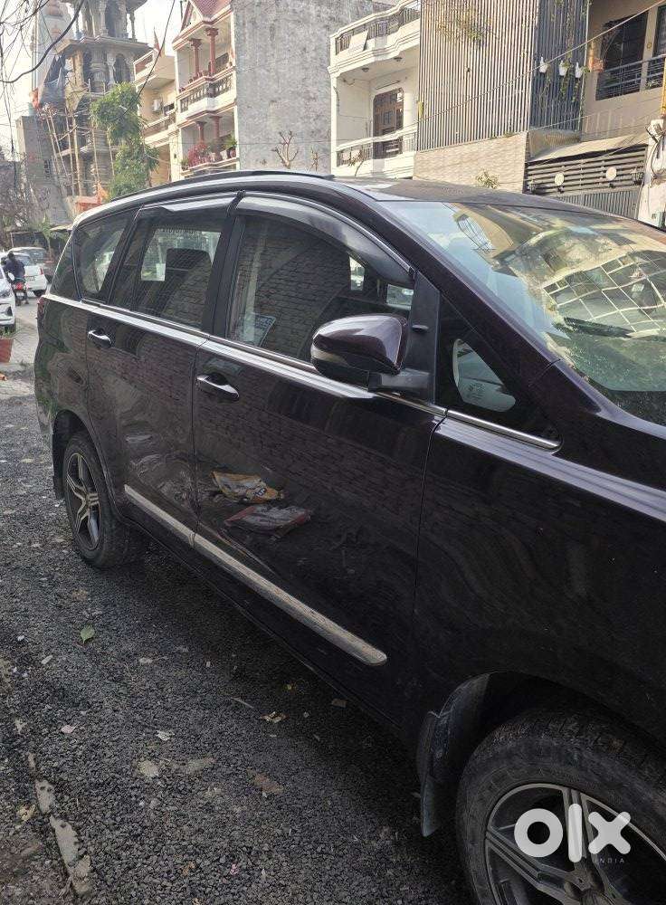 Toyota Innova Crysta 2.4 Gx Mt, 2016, Diesel