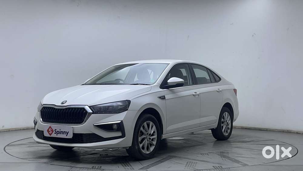 Skoda Slavia Ambition 1.0l Tsi Mt, 2022, Petrol