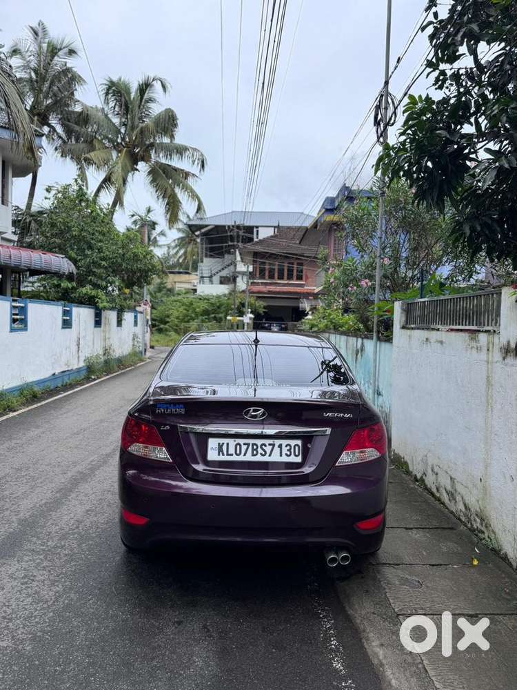 Hyundai Verna 2012 Petrol Well Maintained