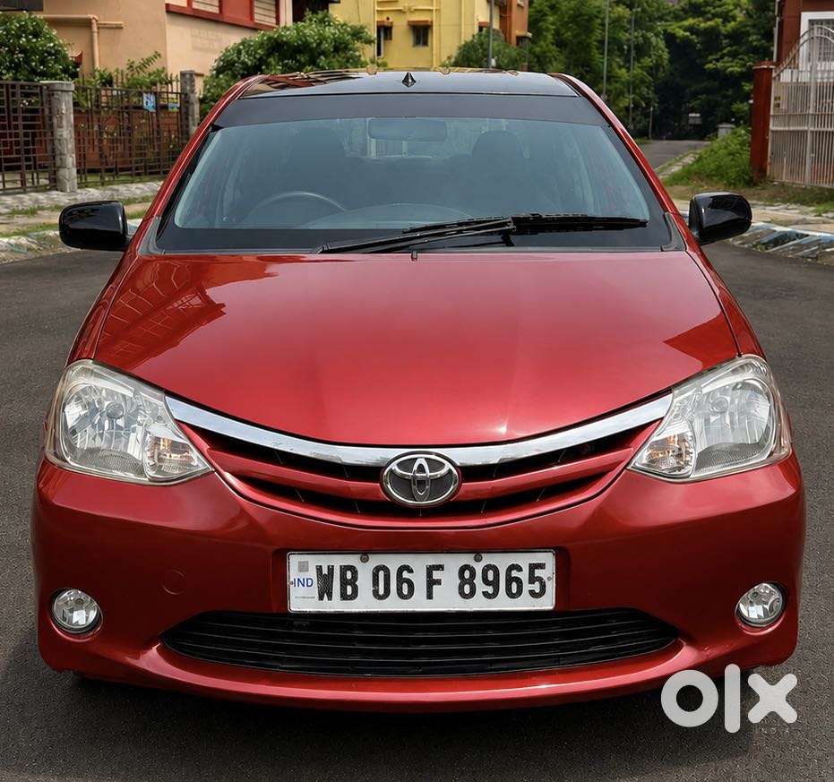 Toyota Etios V, 2011, Petrol